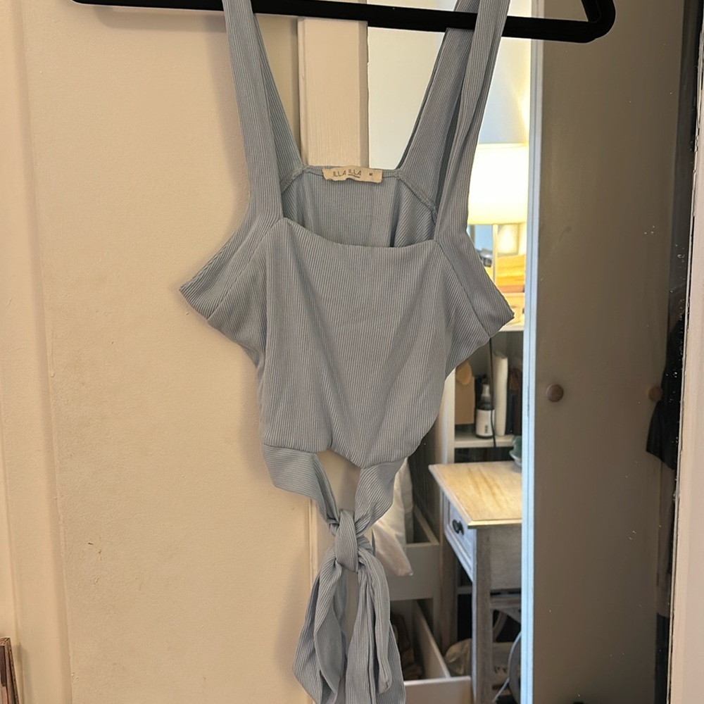 Summer criss cross crop top